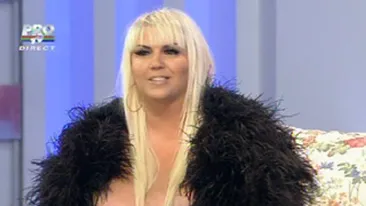Raluca Badulescu sfideaza codul portocaliu! A venit mai decoltata decat de obicei la Maruta si l-a amenintat ca il loveste cu sanii!
