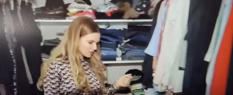 Cum arată vila artistei Marcela Fota. Are un dressing impresionant, cu multe costume autentice