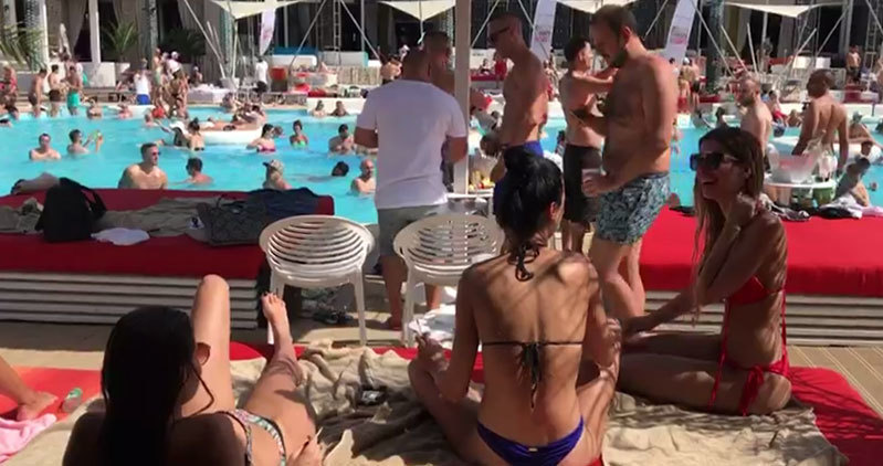 La Player Club Bucharest sunt prezente doar domnişoare frumoase