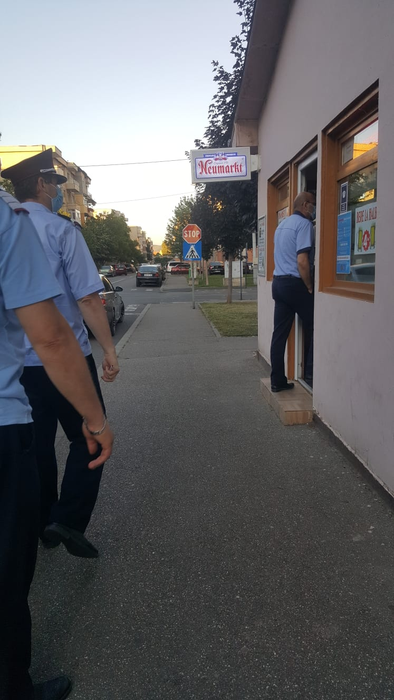 Acțiuni pentru prevenirea și limitarea răspândirii COVID-19 în zonele aglomerate din județul Mehedinți FOTO