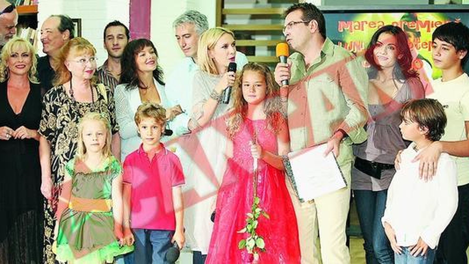 Fiul Eugeniei Serban, rol de indragostit in "Ingerasii"
