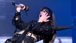 Alexandra Căpitănescu, locul 1 în finala Eurovision de diseară? Ce șanse îi oferă casele de pariuri
