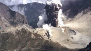 Aproape 800 de islandezi au fost evacuati din cauza riscului eruptiei unui vulcan