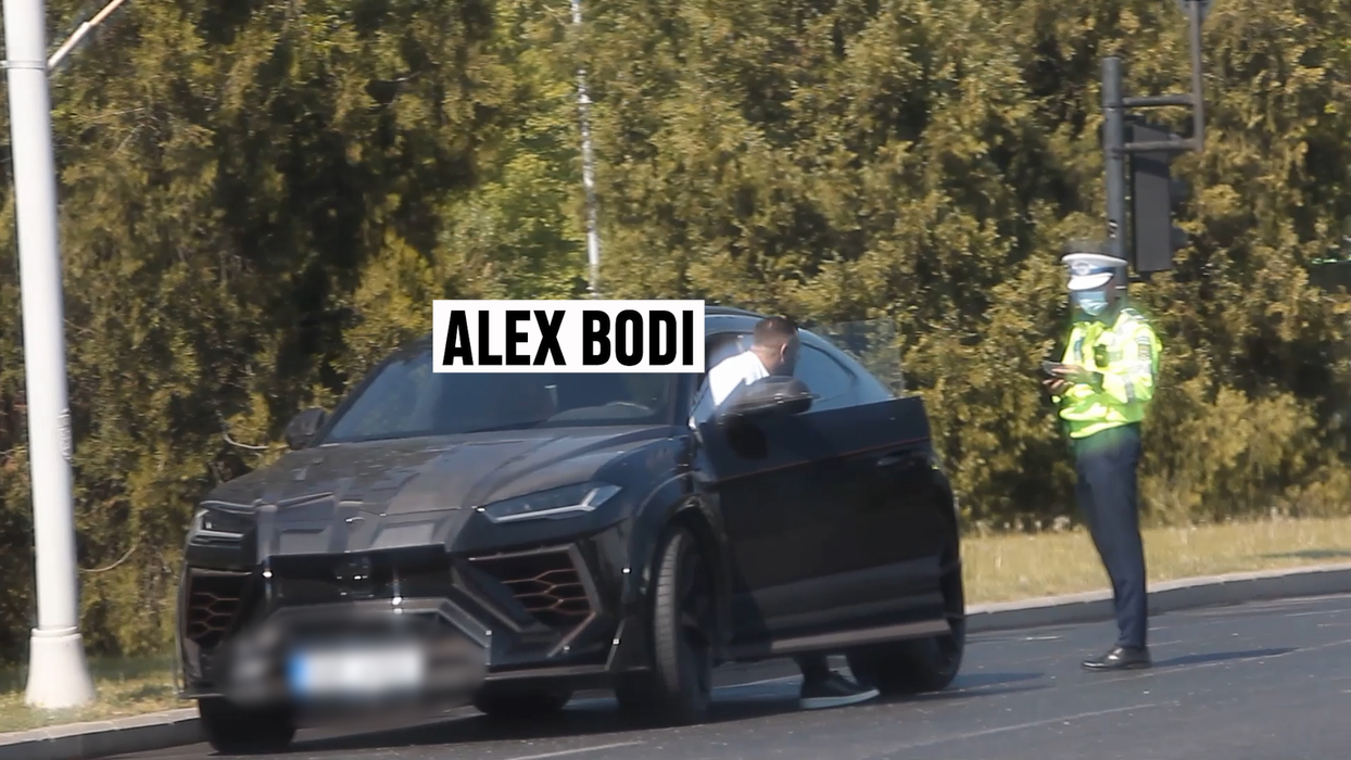 Alex Bodi, la volanul unui Lamborghini Urus by Mansory + Venatus, în valoare de 500.000 de euro
