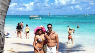 Uite cat de sexy e Sanziana Buruiana la plaja in Republica Dominicana!