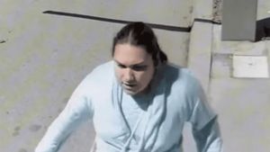 Ea este femeia care a răpit bebelușul din Bacău! Detalii uluitoare din anchetă: mama copilului, reținută