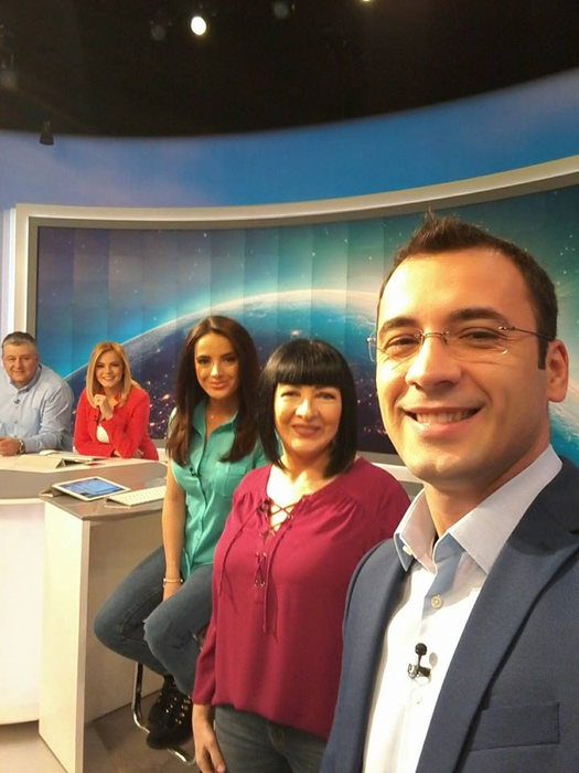 Are sau nu perucă?! Primele imagini de paparazzi cu Neti Sandu. Misterul a fost elucidat: cum arată în realitate părul horoscopistei de la Pro TV