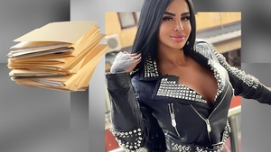 A ”explodat” un mega-dosar de prostituție! ”Bomba nucleară” cu care se iubește interlopul Bebino e implicată