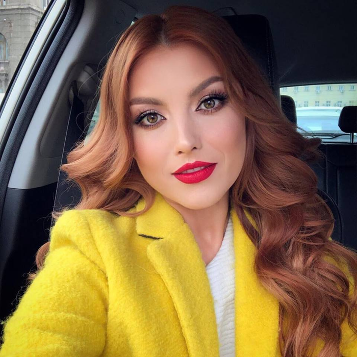 Clipe dificile pentru Elena Gheorghe. A ajuns de urgență la spital