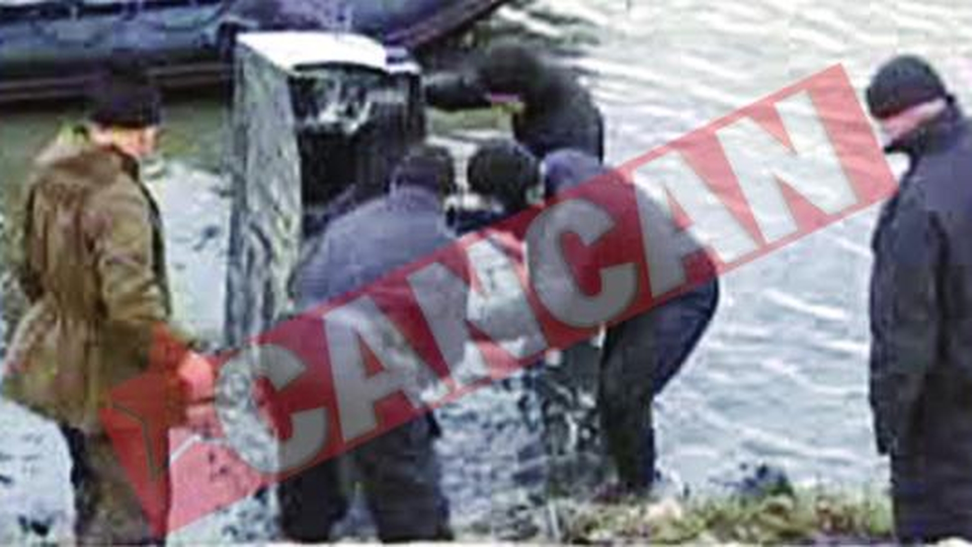 Bancomatul furat a fost gasit in Lacul Morii