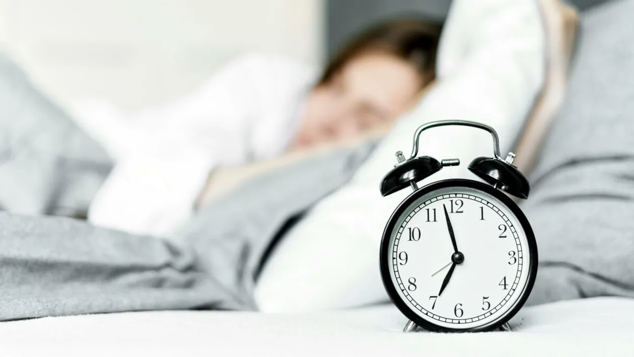 Ora ideală la care trebuie să adormi ca să nu te trezești obosit. Secretul care îți îmbunătățește stilul de viață