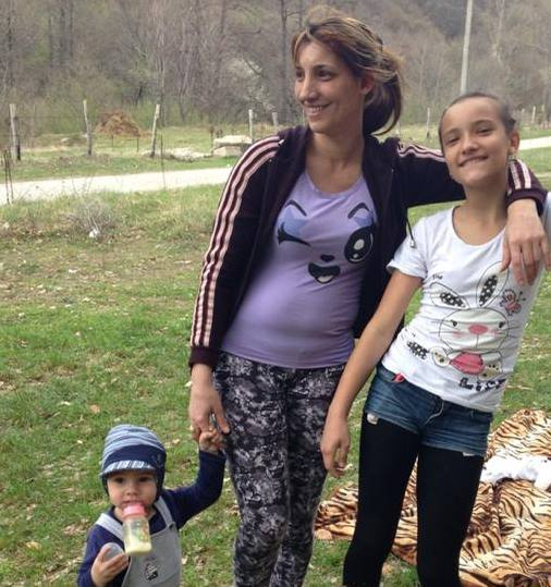 “Vrăjitoarea” de la “Frumusețe pe muchie de cuțit” a rămas din nou fără dinți? Cum a fost fotografiată Nadia Danciulescu în costum de baie, în urmă cu doar câteva zile
