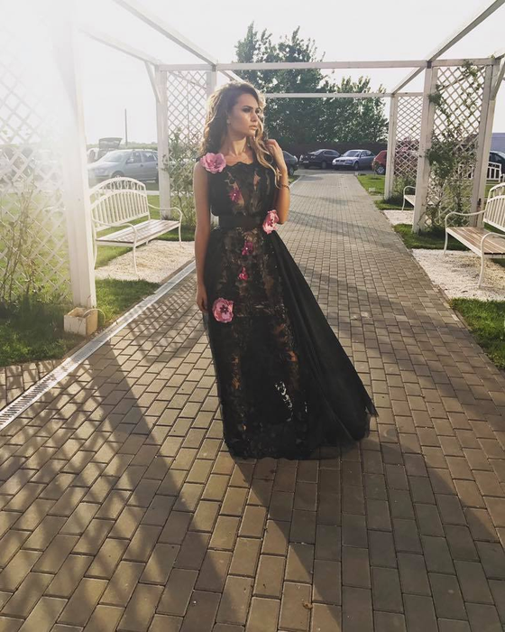 Desi a făcut sex cu ispita, Bianca de la ”Insula iubirii” s-a măritat cu Sorin, la întoarcere.