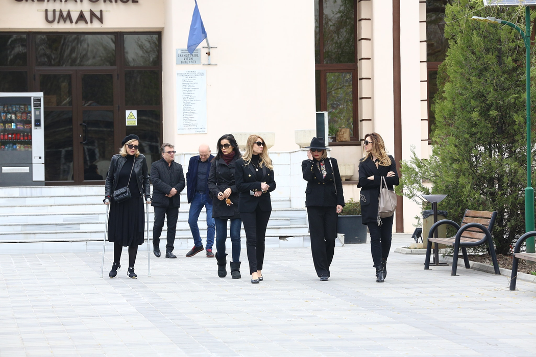 Scene cutremurătoare la Crematoriul Uman, unde e incinerată Zina Dumitrescu