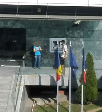 Tudor Chirilă a făcut ”blat” cu o angajată, pentru a scoate o sumă de bani de la bancomat!