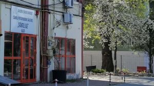 Căminul de bătrâni „Sf. Ilie” din Galați a devenit focar de infecție. Zece persoane au murit și peste 100 sunt infectate
