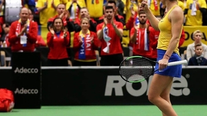 Simona Halep a ”rezolvat” meciul cu Mladenovic! România - Franța 1-0, în Fed Cup! Urmează Garcia - Buzărnescu