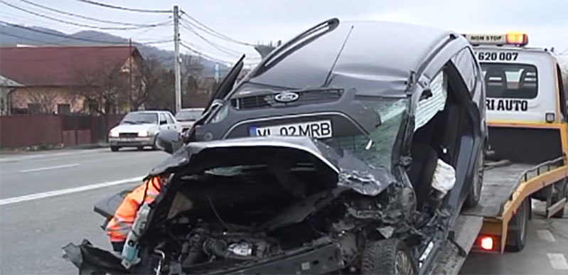 Tragedie în Sălaj. Beat la volan şi fără carnet, un tânăr a ucis un om şi a rănit alţi doi