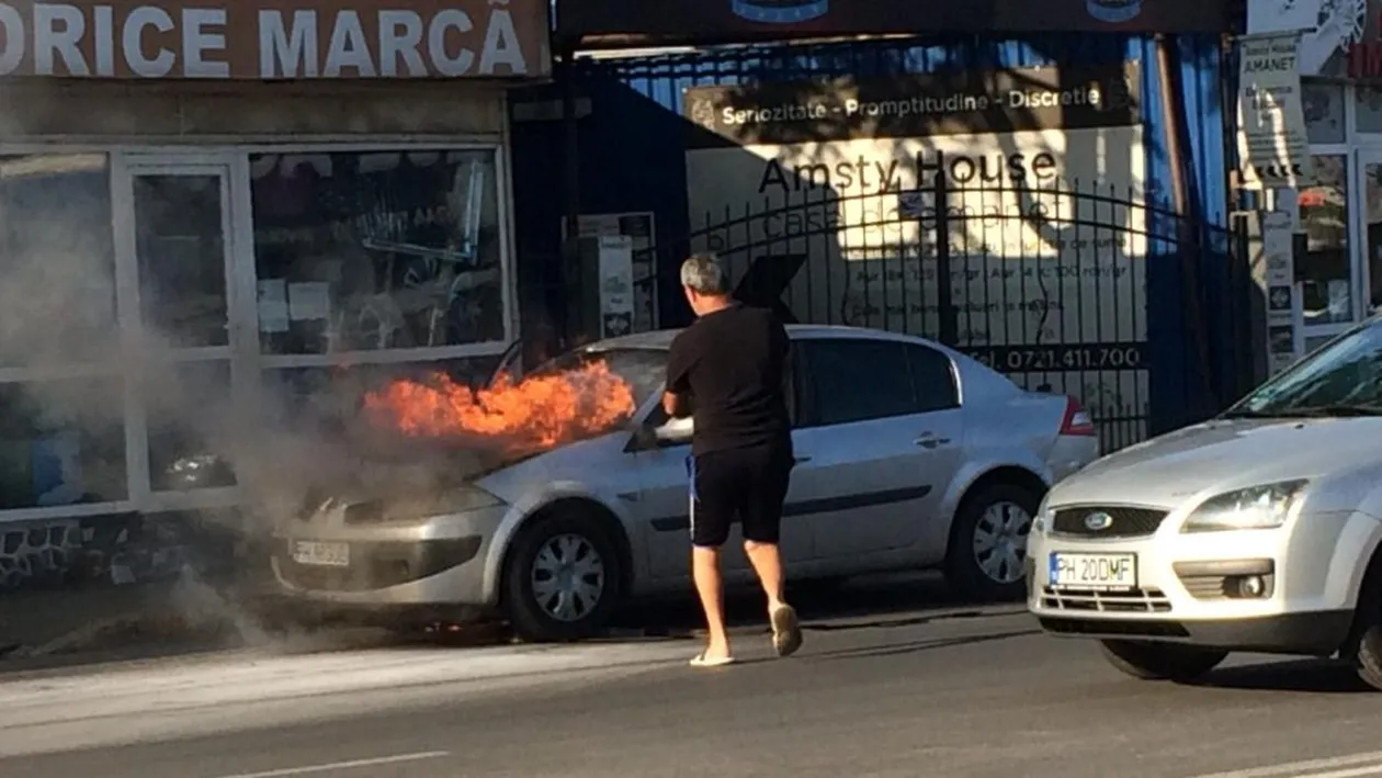 Un autoturism a luat foc din senin. Incidentul s-a produs în Ploiești