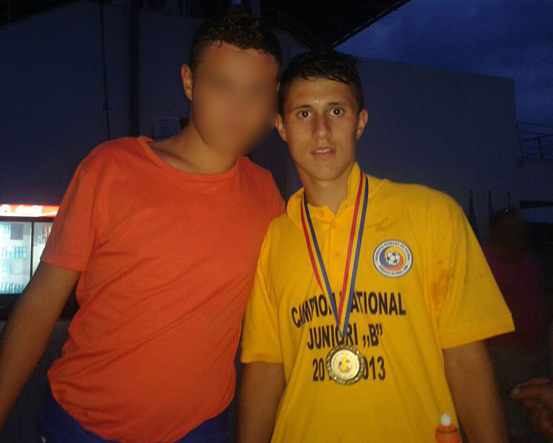 Mihai Oarnă a fost exclus de la Academia de Fotbal "Gheorghe Hagi" după ce a jignit o femeie în avion