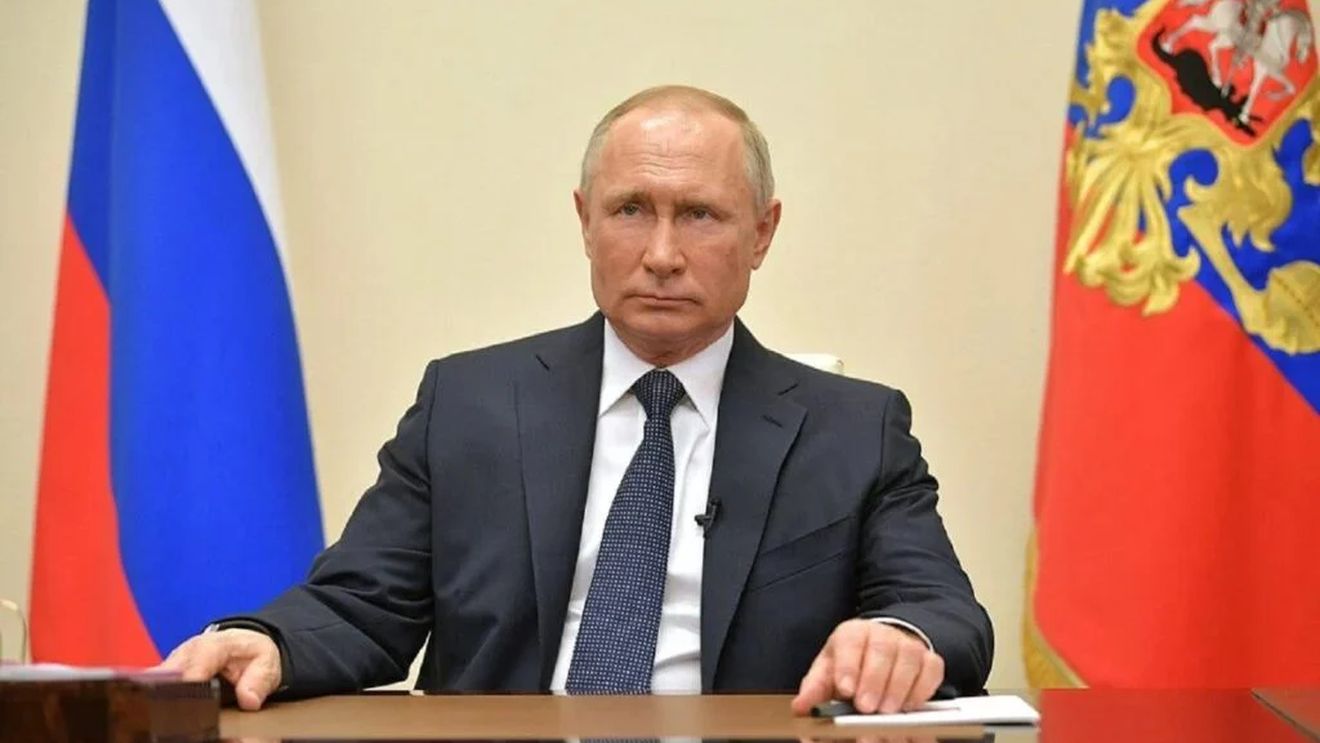 Vladimir Putin suferă de cancer în faza terminală? De ce ar avea fața umflată