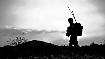 Serviciul militar, obligatoriu din 2024 pentru o țară. Toți bărbații vor fi pregătiți, în caz de război