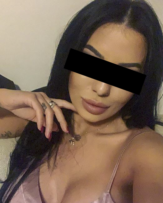 Miliardarul ”Casanova” a luat-o înapoi pe logodnica pe care o acuza de infidelitate