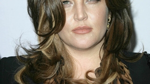 Lisa Marie Presley este dezamagita de cum arata mormantul lui Michael Jackson!