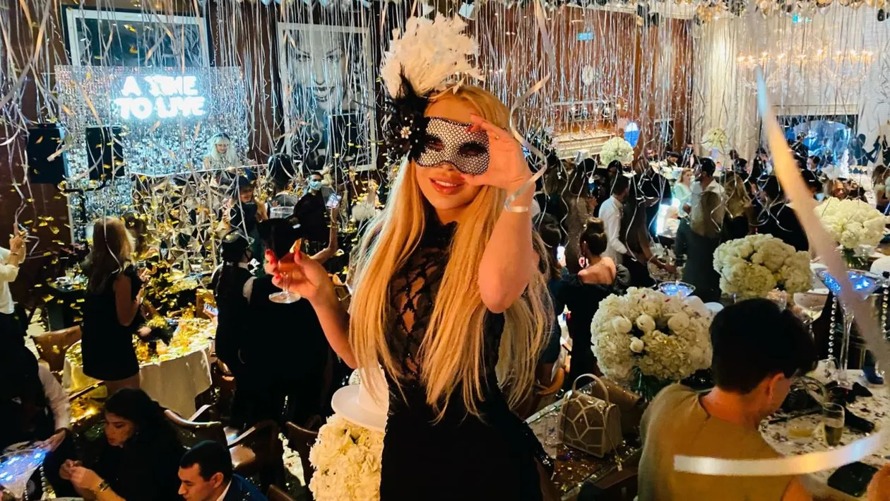 A dat Capitala pe Dubai! Cum și-a petrecut Revelionul 2022 Diana Bianca Lucan. Sexi prezentatoarea TV, apariție spectaculoasă în noaptea dintre ani