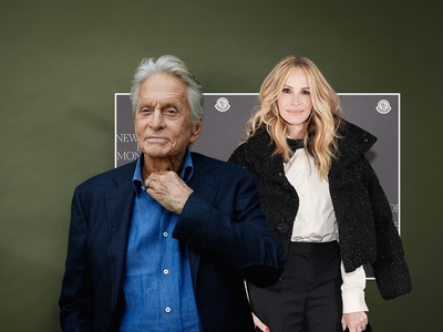 Michael Douglas dezvăluie incidentul care i-a distrus prietenia cu Julia Roberts. Ce s-a intâmplat între cei doi