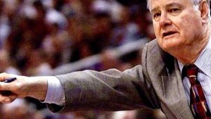 Doliu în lumea sportului! Celebrul antrenor Tex Winter a murit