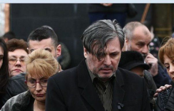 Judecătorii au împărțit averea Ilenei Ciuculete!
Cât le-a revenit lui Cornel Galeș și fiilor cântăreței