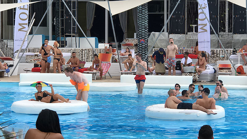 Player Club Bucharest oferă servicii de lux la preţuri accesibile