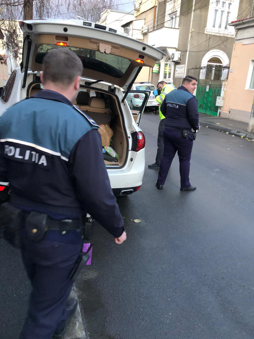 Incident neplăcut pentru Andreea Antonescu, chiar înainte de Crăciun! Hoții i-au spart mașina