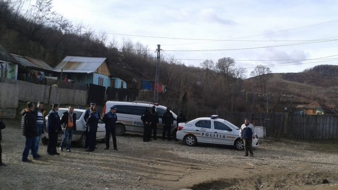 Ce pedeapsă a primit un tânăr din județul Bacău pentru că și-a omorât un prieten de pahar cu peste 20 de lovituri de cuțit