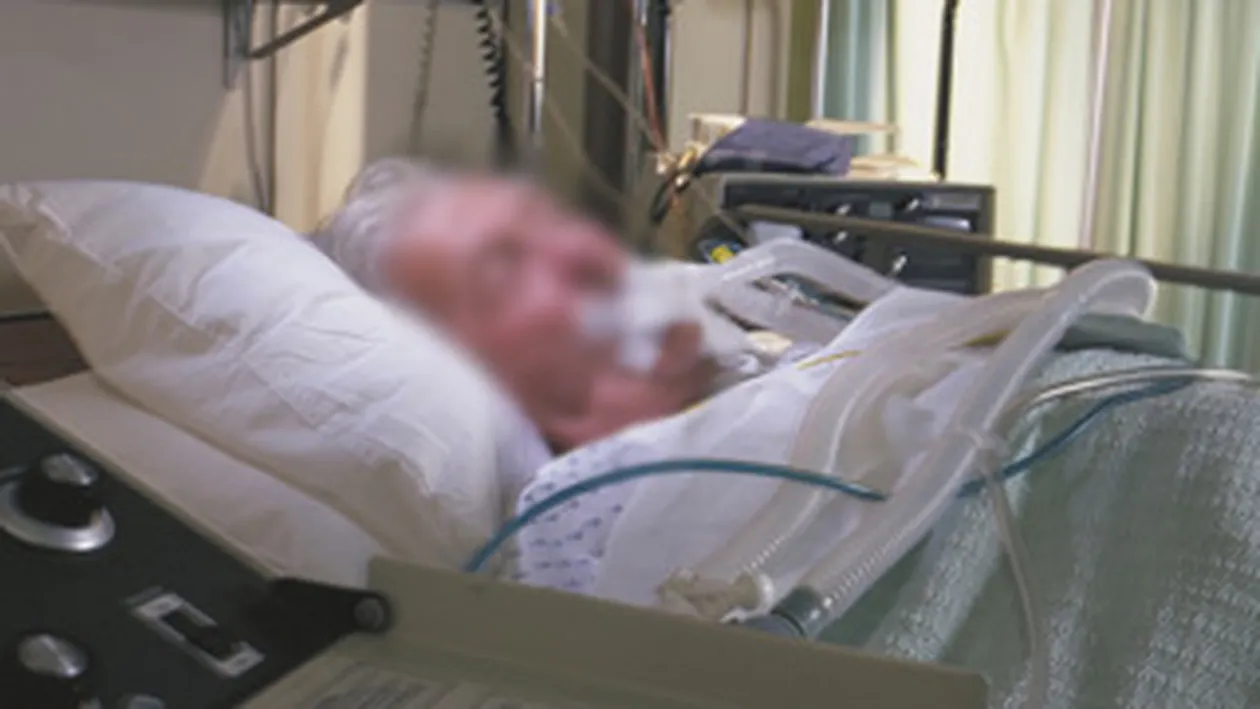 Un iesean s-a aruncat de la etaj de cinci ori in ultimele luni! Astazi a ajuns din nou la spital!