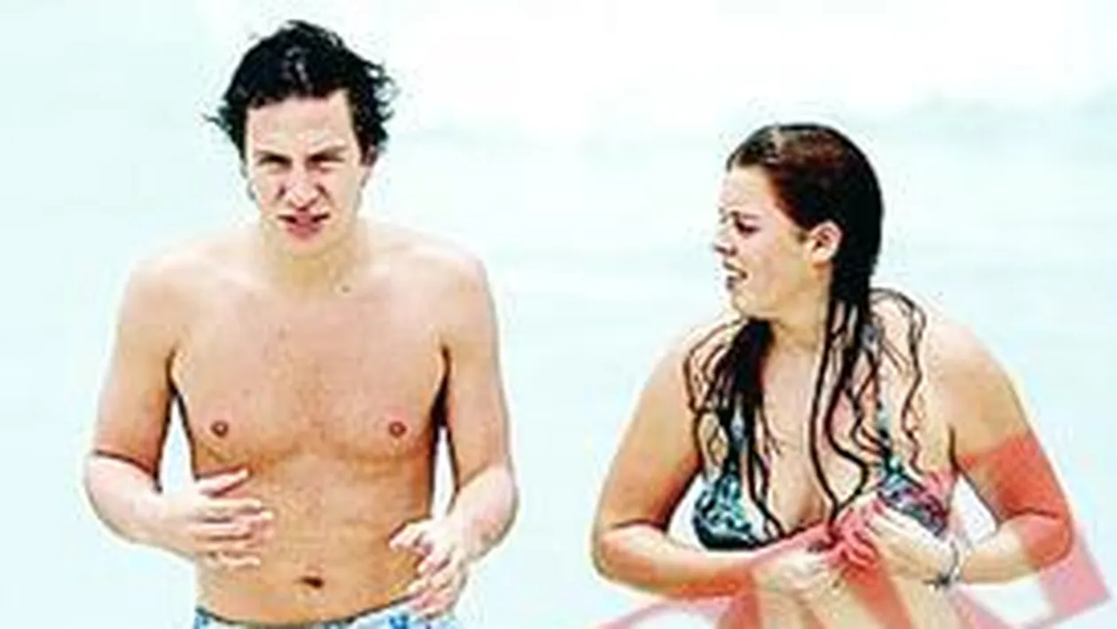 Dezmat pe plaja cu nepoata Reginei Elisabeta a II-a