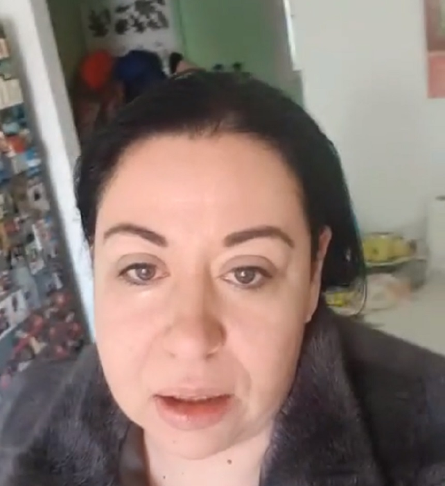 Oana Roman, momente de groază! Cu lacrimi în ochi, a sunat de urgență la 112: “În casă este şi o butelie care poate să explodeze”