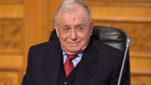Cui rămâne toată avea lui Ion Iliescu? Fostul președinte nu are niciun copil, însă există un moștenitor