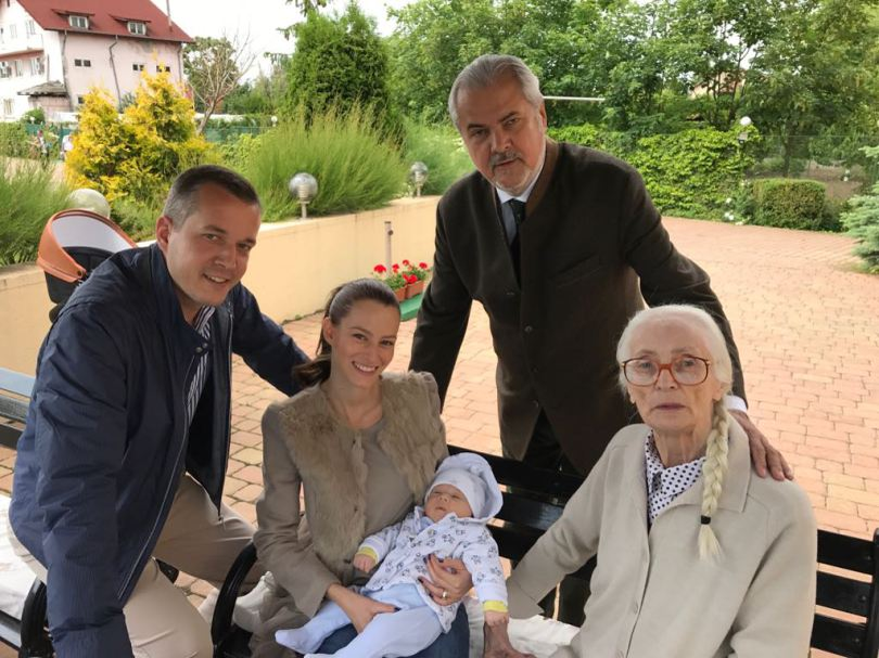 Mama lui Adrian Năstase a murit: ”S-a topit încet, în ultimele luni”