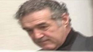 Gigi Becali, îmbătrânit după cinci luni de puşcărie! Fotografii realizate în urmă cu puţine momente