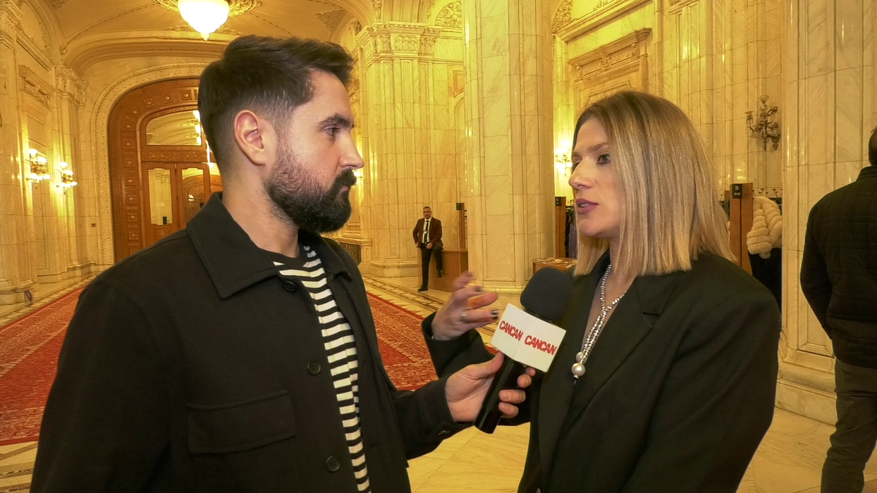 Tily Niculae face dezvăluiri siropoase din perioada când filma în La Bloc, alături de Laura Cosoi și Dana Rogoz: ”Am plâns! Eram în sutien, în chiloți și …”
