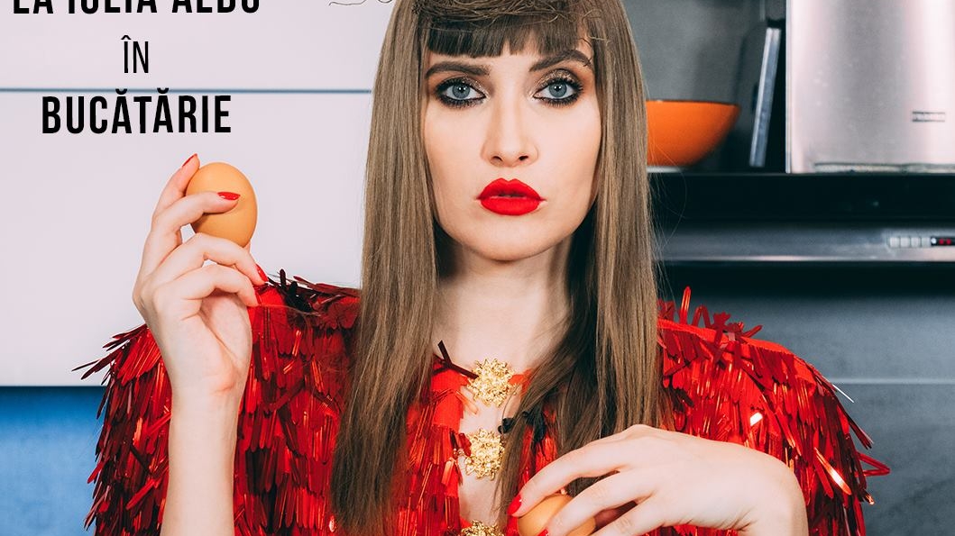 Iulia Albu, atac la adresa Andreei Marin și Laviniei Pârva: “Împărțiți-l frățește, fetelor. Doar sunteți obișnuite“