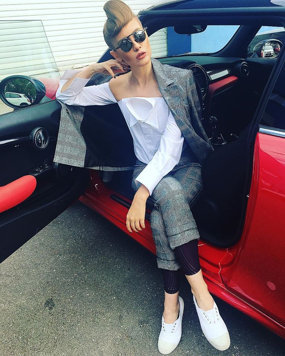 Iulia Albu n-a trăit numai în puf! Vedeta a avut probleme financiare chiar după divorț