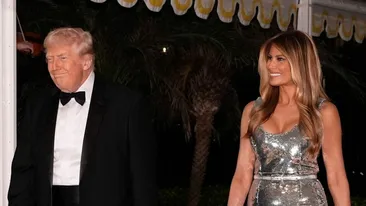 Melania Trump, apariție strălucitoare de Revelion! Prima Doamnă a furat toate privirile în noaptea dintre ani