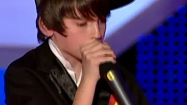VIDEO Cosmin Agache, pustiul beatbox! A facut megashow  in finala