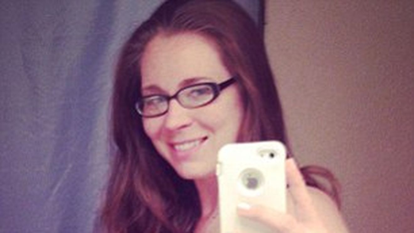 INGROZITOR! Ce a patit o gravida de 19 ani, in timp ce vorbea cu sotul ei pe chat. "A venit in spatele meu si...."