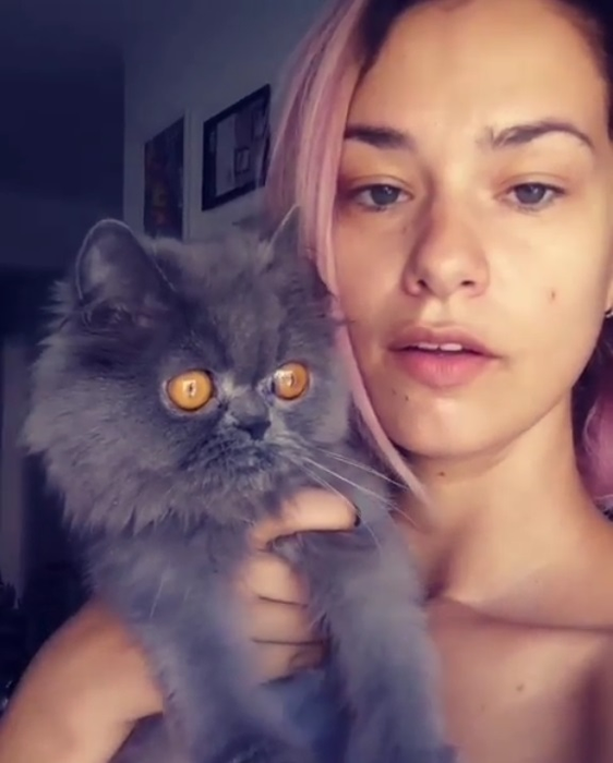 După ce a slăbit enorm, Feli şi-a schimbat şi look-ul