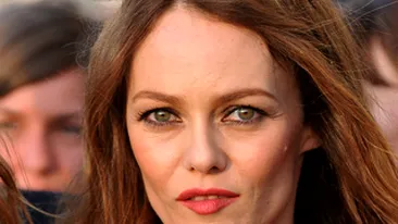 Vanessa Paradis continua destainuirile dureroase despre despartirea Johnny Depp: Aveti idee cum ma simt?!