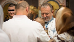 Mesajul trimis de un copil unui preot a devenit viral. Ce i-a scris băiețelul, dar și care a fost reacția părintelui